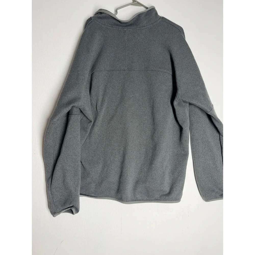 The North Face Mens XXL Grey Circular Design Quarter Zip Fleece Pullover Sweater